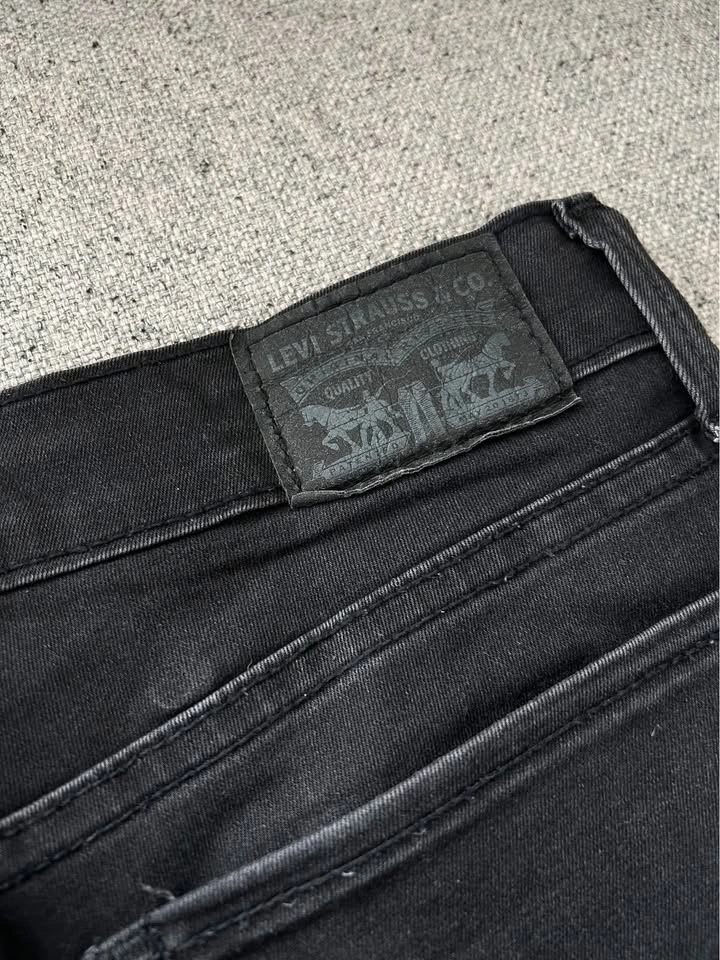 LEVIS skinny jeans - size 27 - photo 3