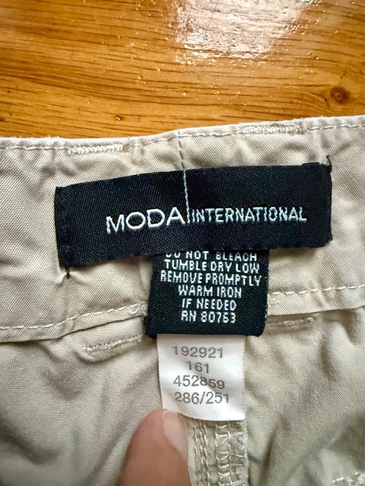 Moda International Cargo Capri Pants - photo 3
