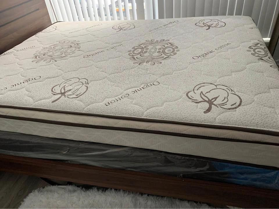 Organic Cotton Queen-size mattress and bed base, with mattress p - photo 4