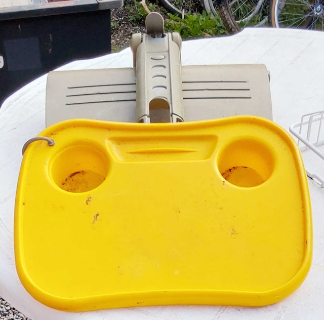 Yellow Tray