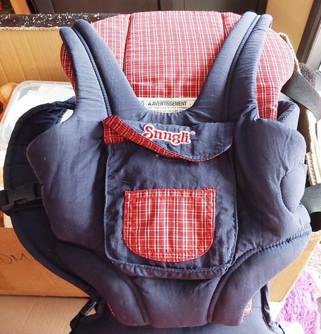 Snugli Baby Carrier - photo 2