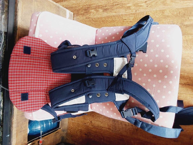 Snugli Baby Carrier - photo 3