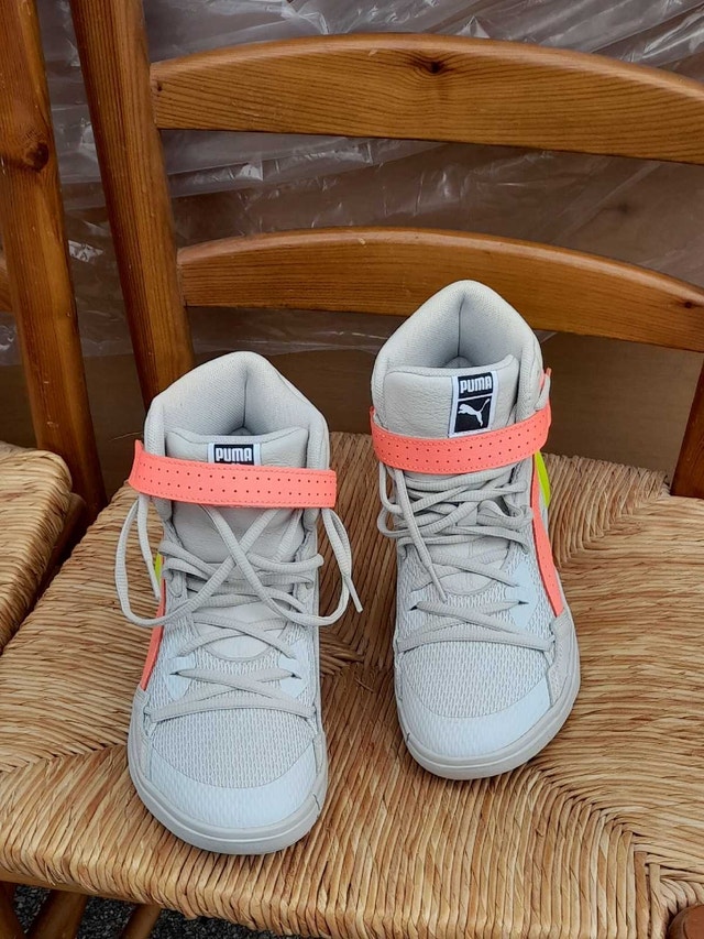 Womens Puma Rebound Joy High Top Sneakers size 37 - photo 3