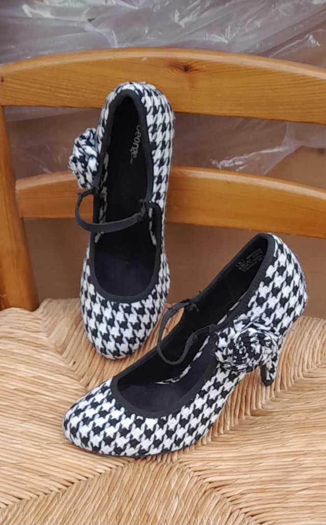George Houndstooth Heels