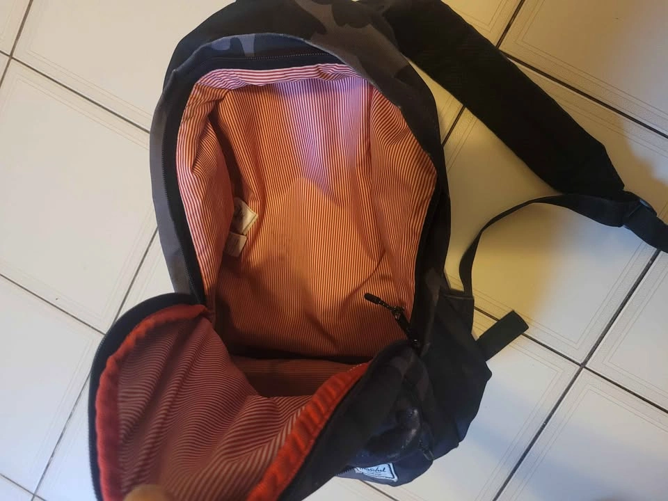 Full size Herschel backpack Black & Grey Camo - photo 2