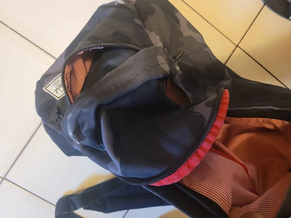 Full size Herschel backpack Black & Grey Camo - photo 3