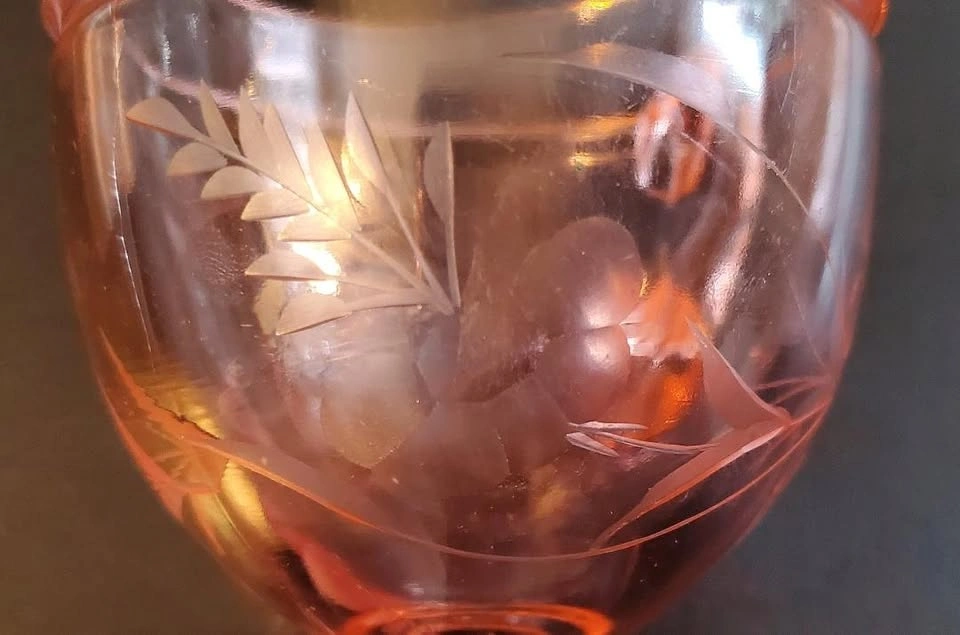 Vintage Pink Depression Glass Creamer - photo 2