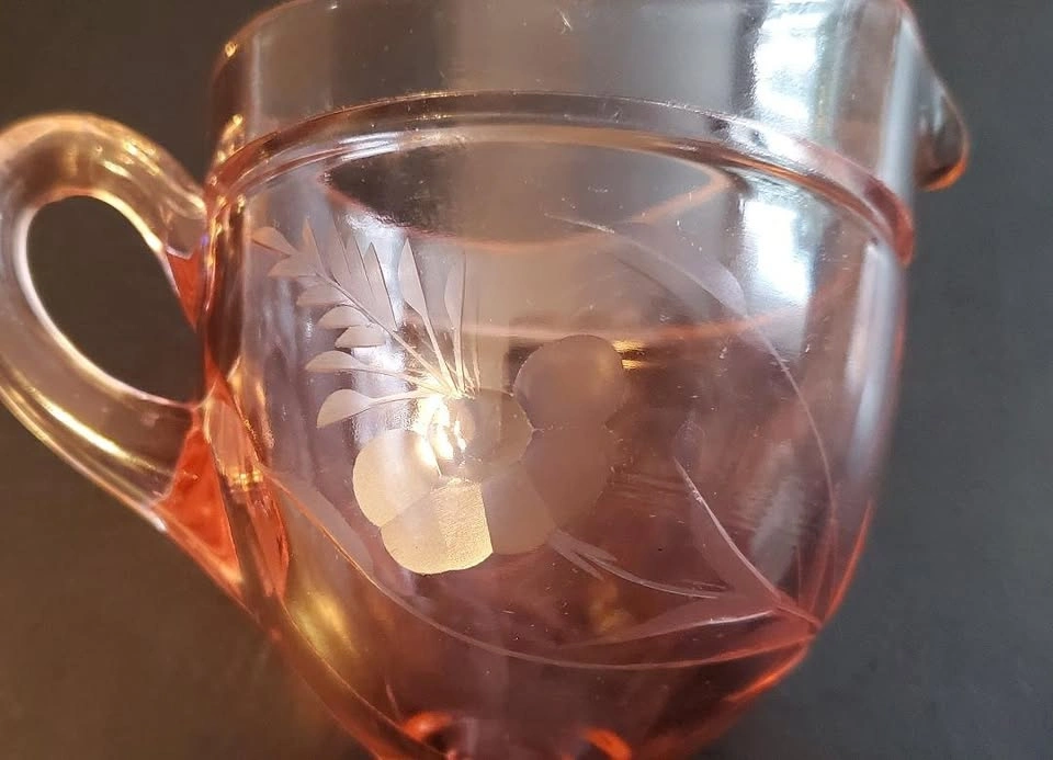 Vintage Pink Depression Glass Creamer - photo 4
