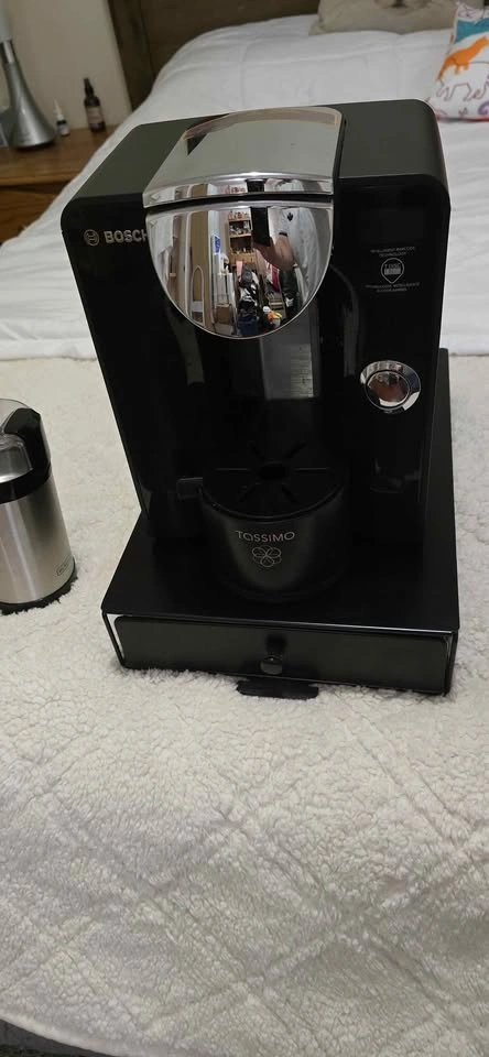 Bosch Tassimo Coffee Machine with Pod Storage Drawer