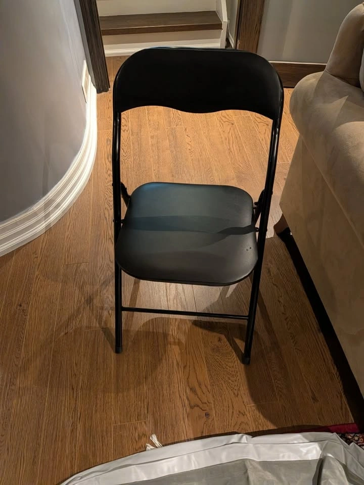 6 folding dining chairs - photo 2