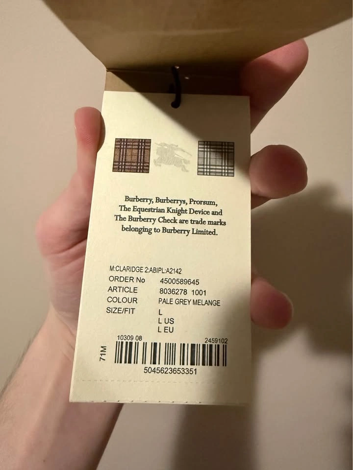 Burberry Sweater - photo 4