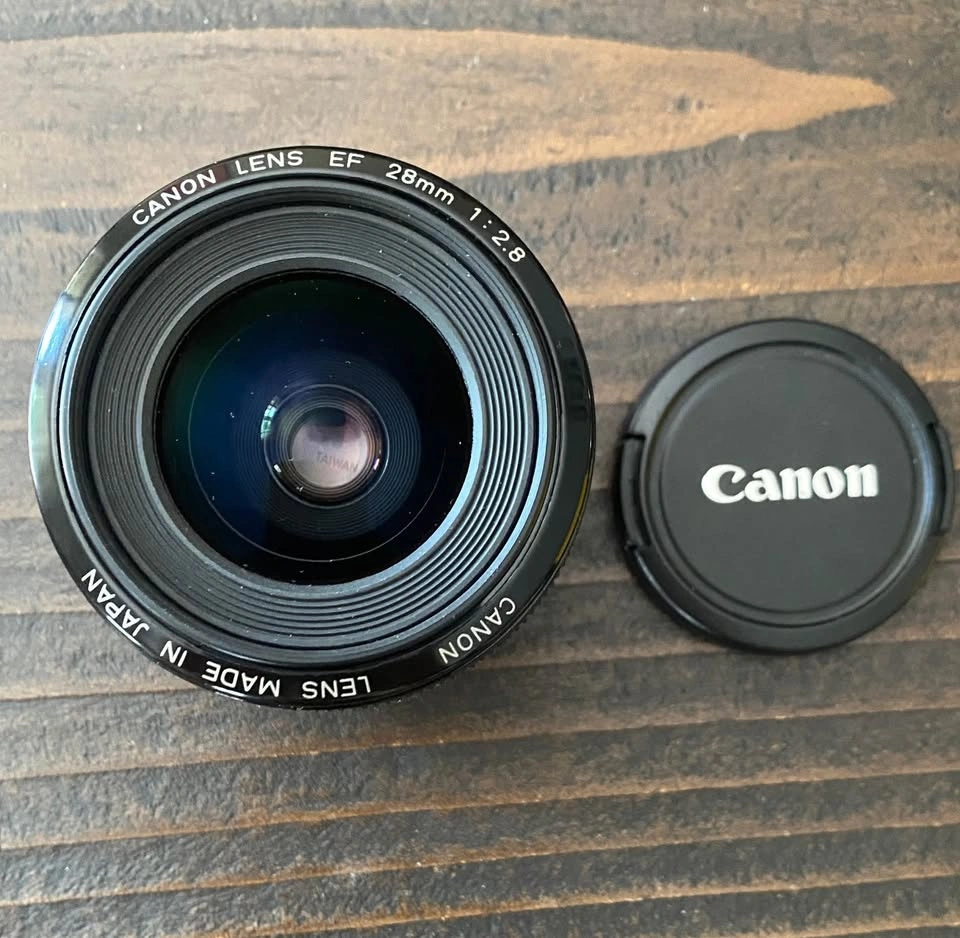 Canon EF 28mm f2.8 Lens - photo 3