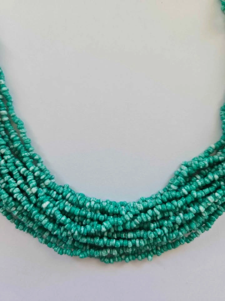 Beautiful Turquoise Beaded Necklace, Adjustable Size - photo 2