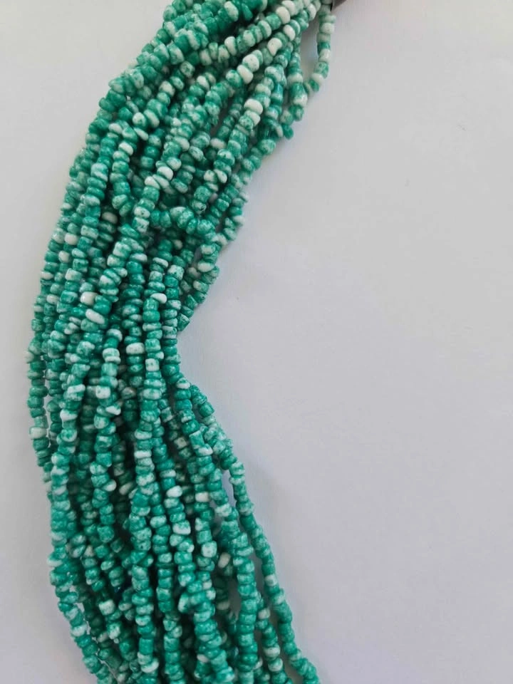 Beautiful Turquoise Beaded Necklace, Adjustable Size - photo 3