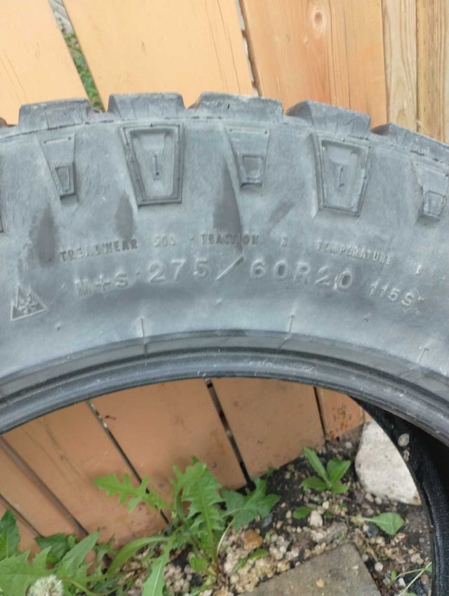 Goodyear Wrangler Duratrac 275/60R20 - photo 2