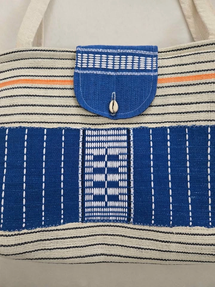 Woman's Summer Shoulder Bag or Beach Tote Bag, Great Condition! - photo 2
