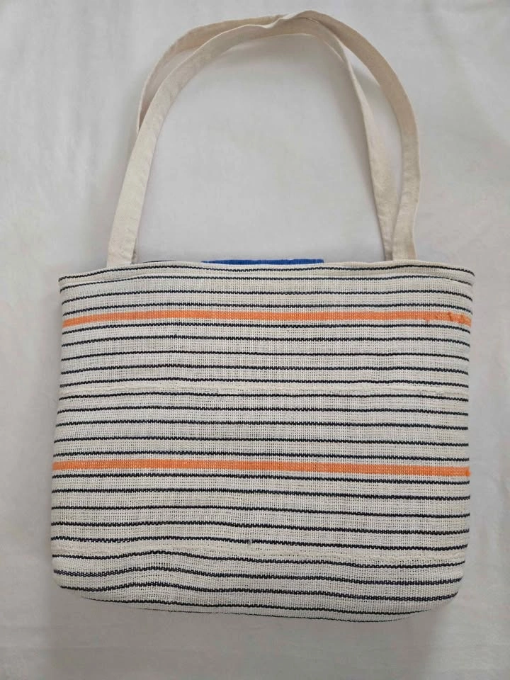 Woman's Summer Shoulder Bag or Beach Tote Bag, Great Condition! - photo 4