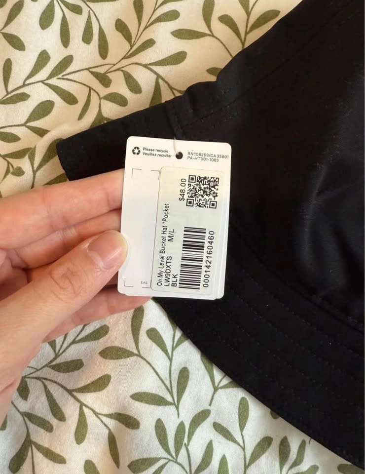 Lululemon Bucket Hat Brand New - Size M/L - photo 4
