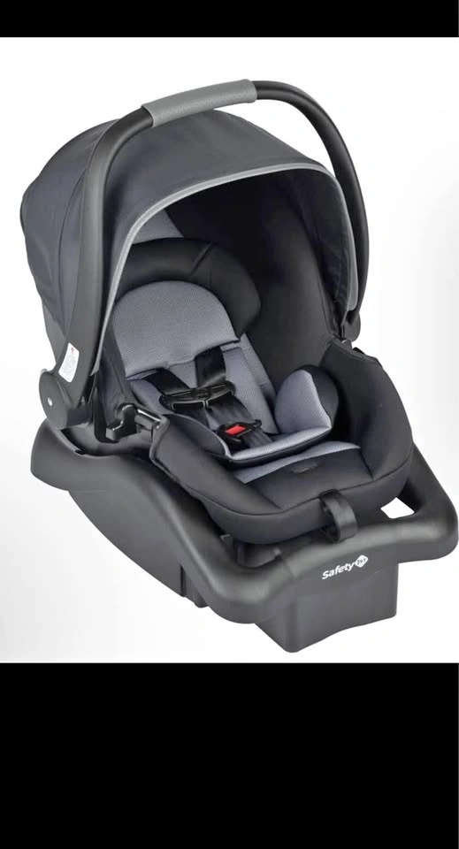 Safety 1st OnBoard Infant Car Seat with Base