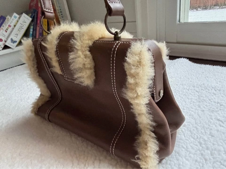Simplera Cream Shearling and Brown Genuine Leather Shoulder Bag - photo 4