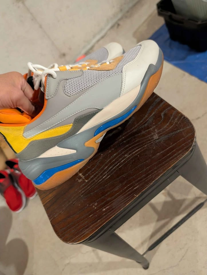 Puma Thunder Spectra Sneakers -Size- 10.5 - photo 2