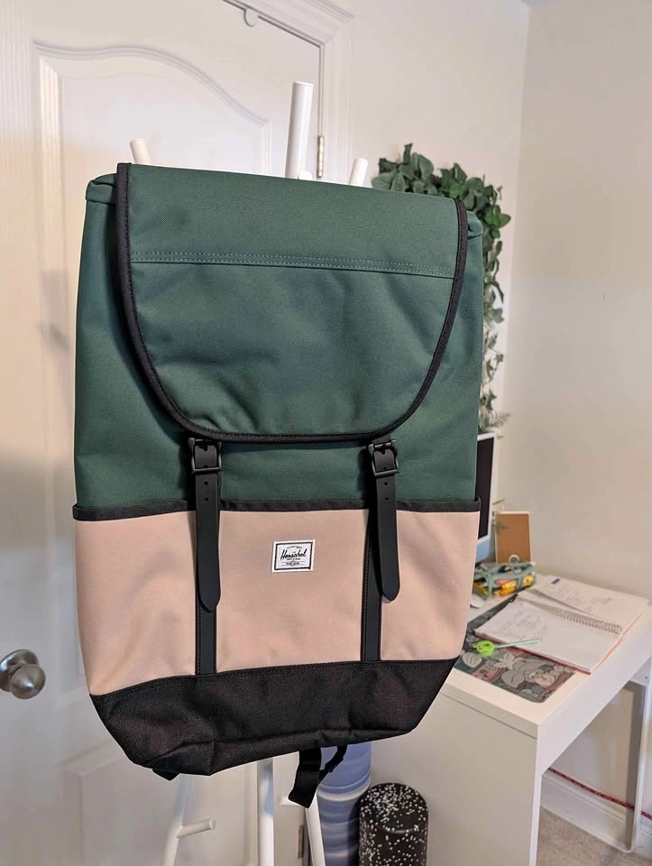Herschel Supply Co. Retreat Backpack