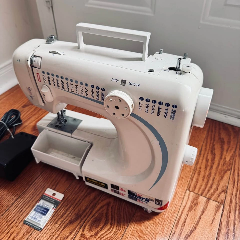 Shark Automatic Sewing Machine - photo 2