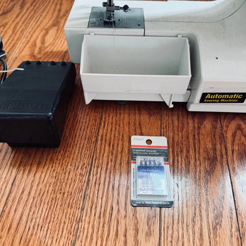 Shark Automatic Sewing Machine - photo 3