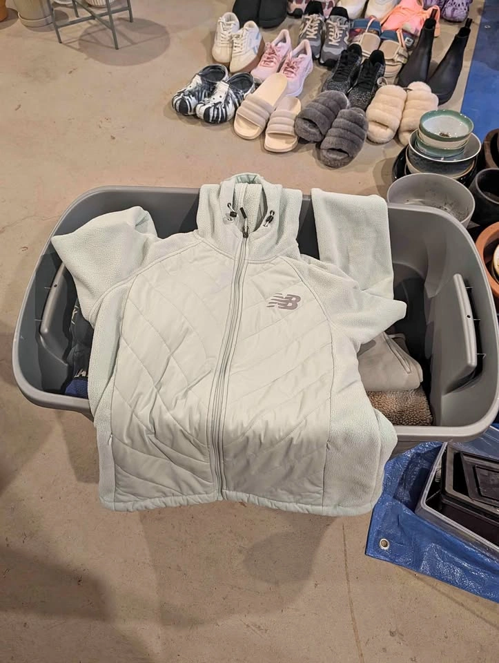 New Balance Hooded Fleece Jacket -Size- L