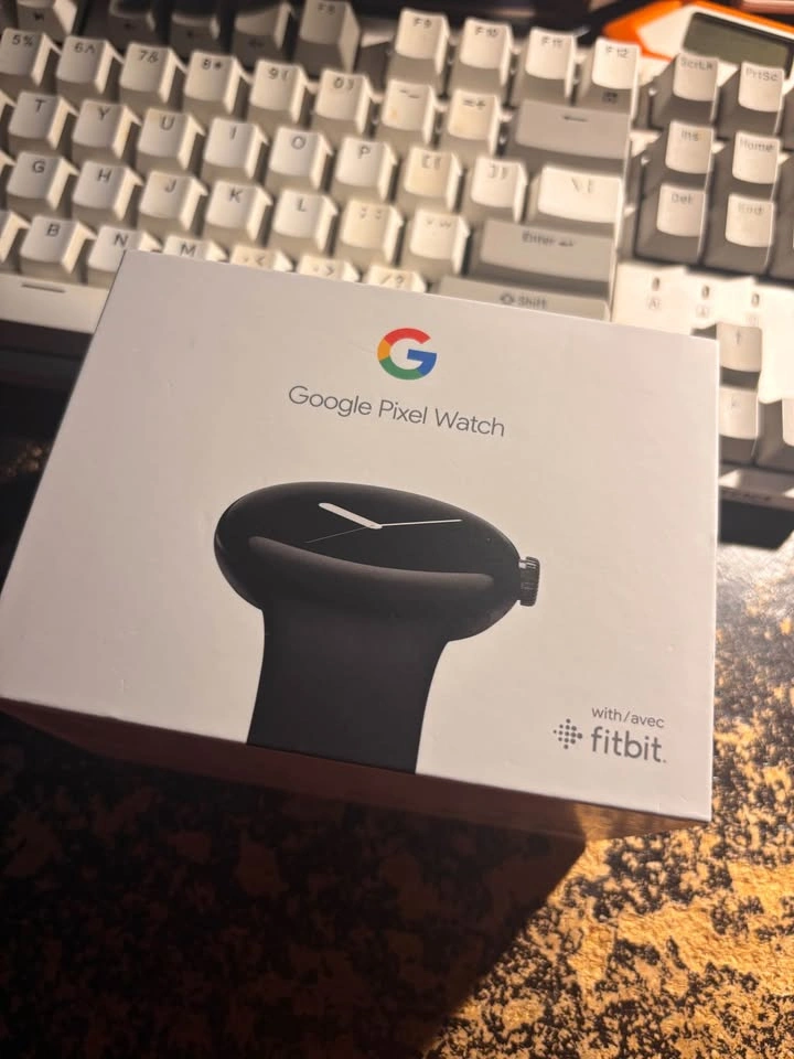 Google Pixel Watch - photo 2