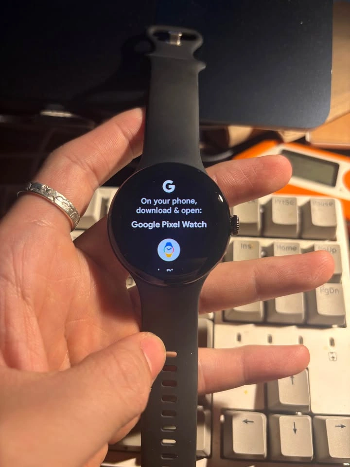 Google Pixel Watch - photo 3