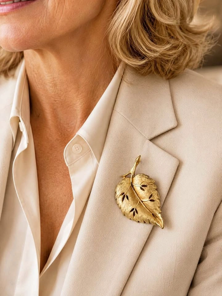 Brooch Vintage Signed BSK 1950’-1960’s