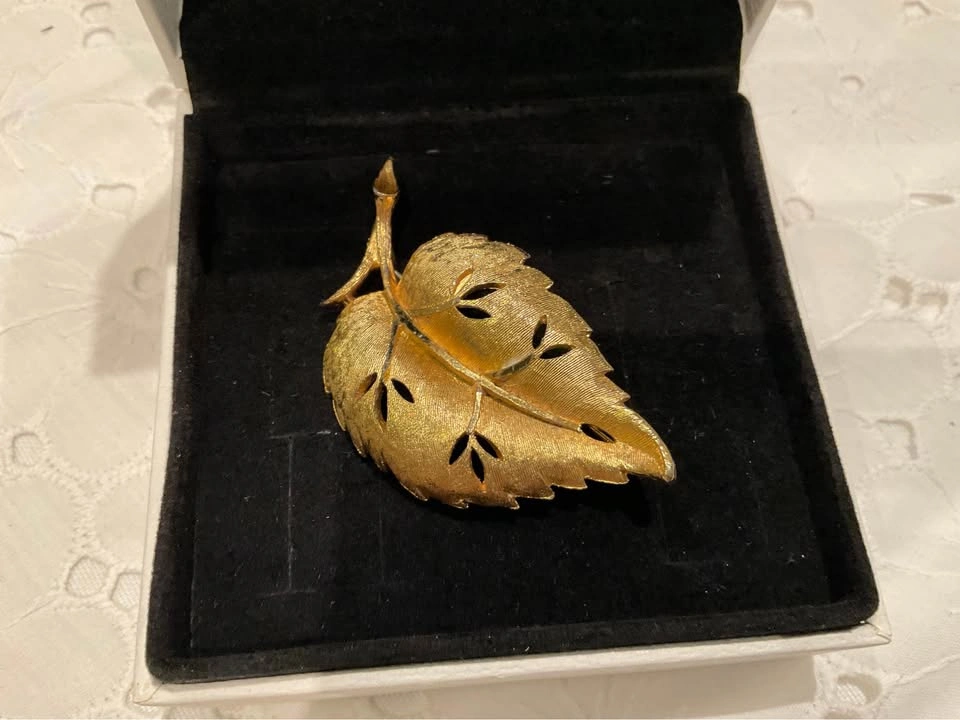 Brooch Vintage Signed BSK 1950’-1960’s - photo 2