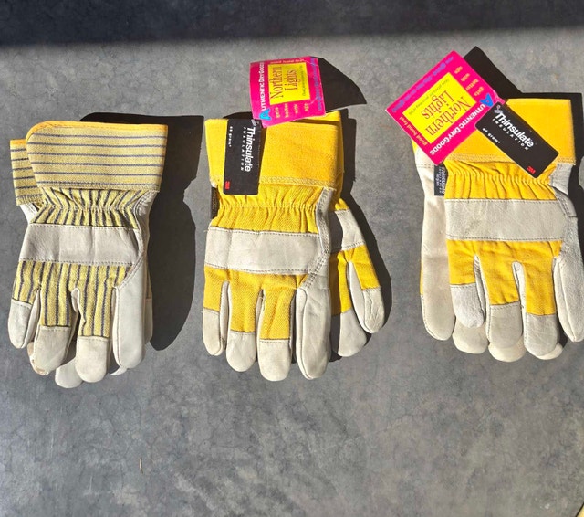 Bulk Lot: 14 Pairs Brand New Leather Work Gloves - photo 2