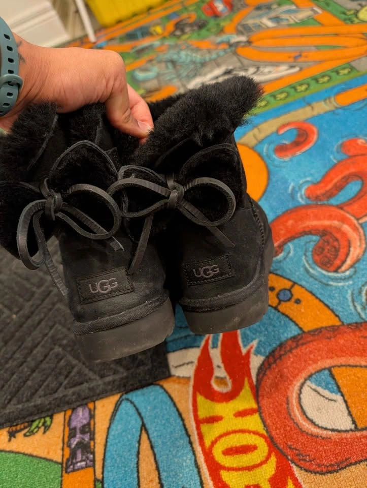 UGG Gita Black Suede Boots - Size 9 - photo 2