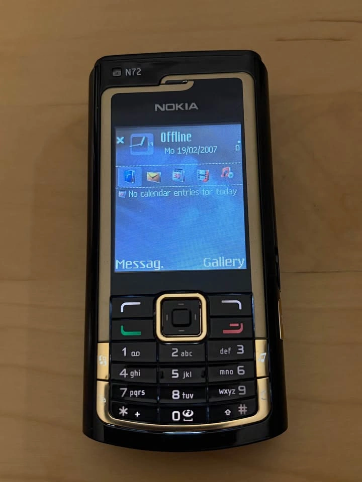 Nokia N72 - Great Condition - photo 3