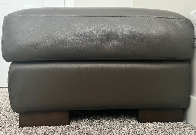 Real leather ottoman - photo 2