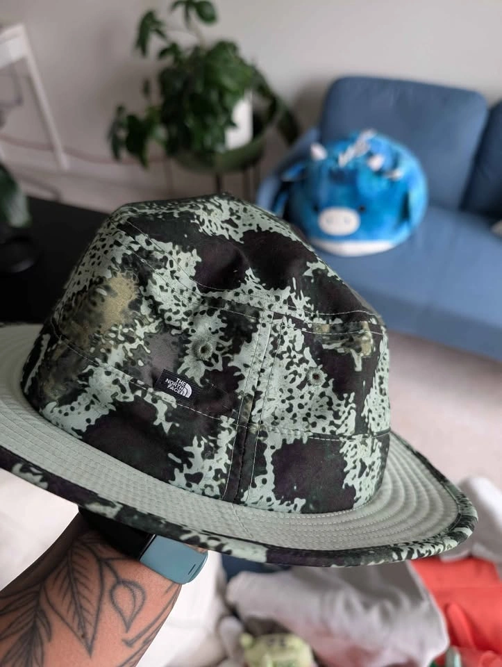 NEW The North Face Kids Bucket Hat - Size - L - photo 2