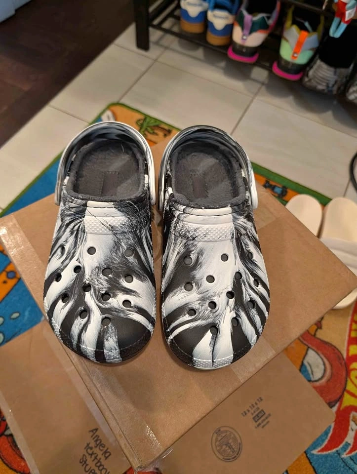 Crocs Classic Lined Marbled Clogs - Size - Men's 7 / Women's 9