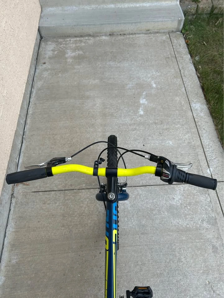 24 inch bicycle - photo 2