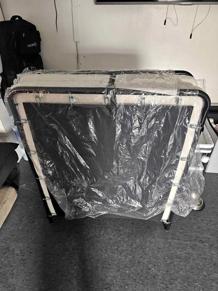 Foldable bed
