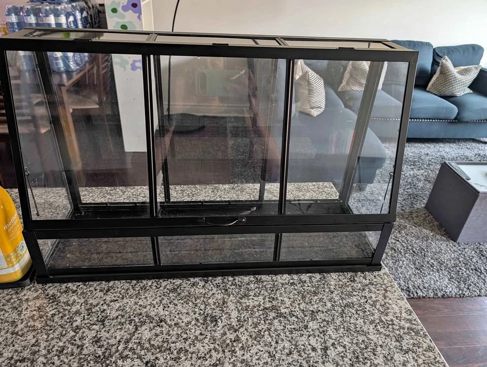 IKEA ÅKERBÄR Greenhouse