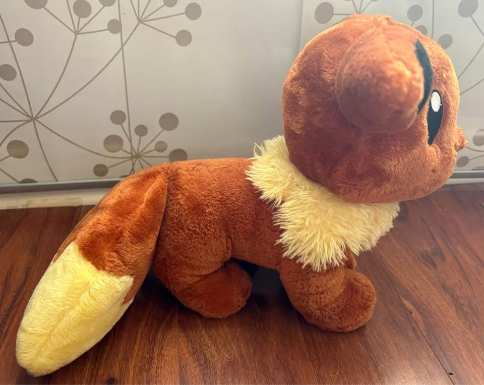 Build a Bear Pokémon Eevee Plush - photo 3