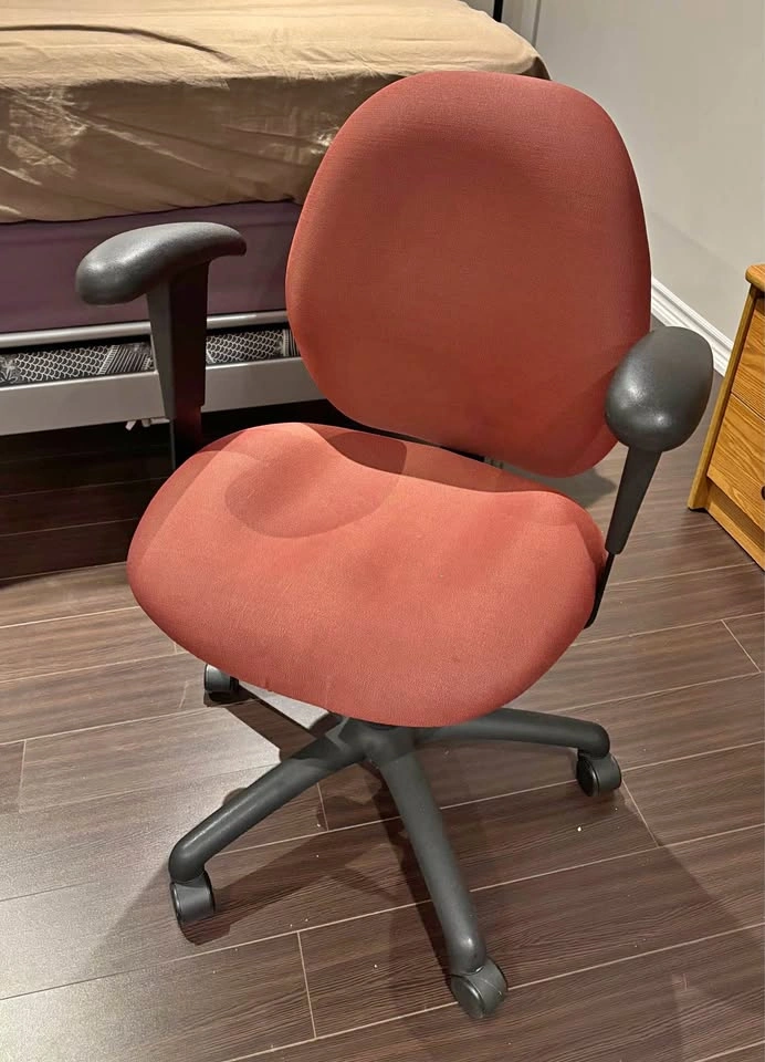 Red Fabric Office Task Chair