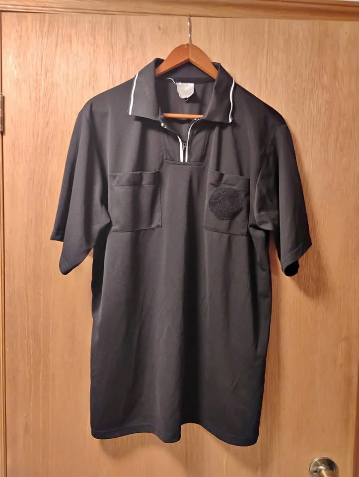 Unbranded Soccer Football Referee Jersey Colour Black Size Adult