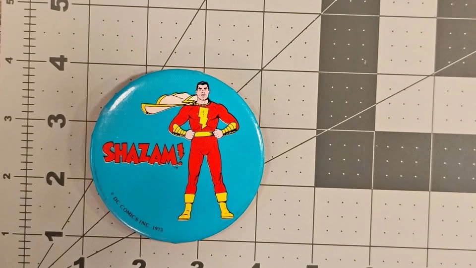 DC Comics Vintage 1973 Shazam Pin Button 3” Captain Marvel