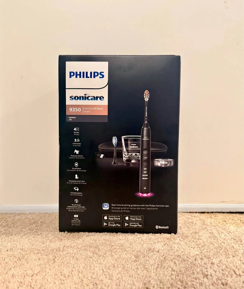 Philips Sonicare DiamondClean 9350 + Extra Brush Heads