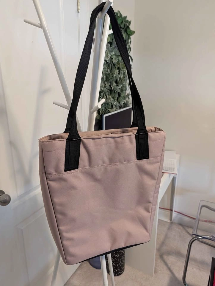 NEW Herschel Insulated Tote Bag - photo 2