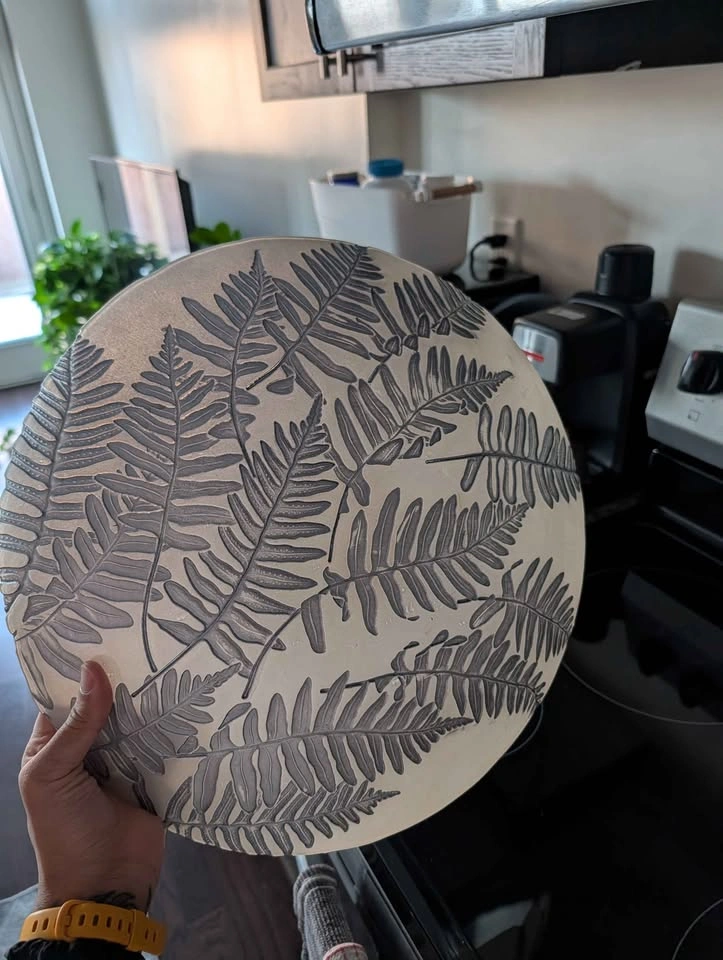 Decorative Glass Fern Leaf Bowl - photo 2