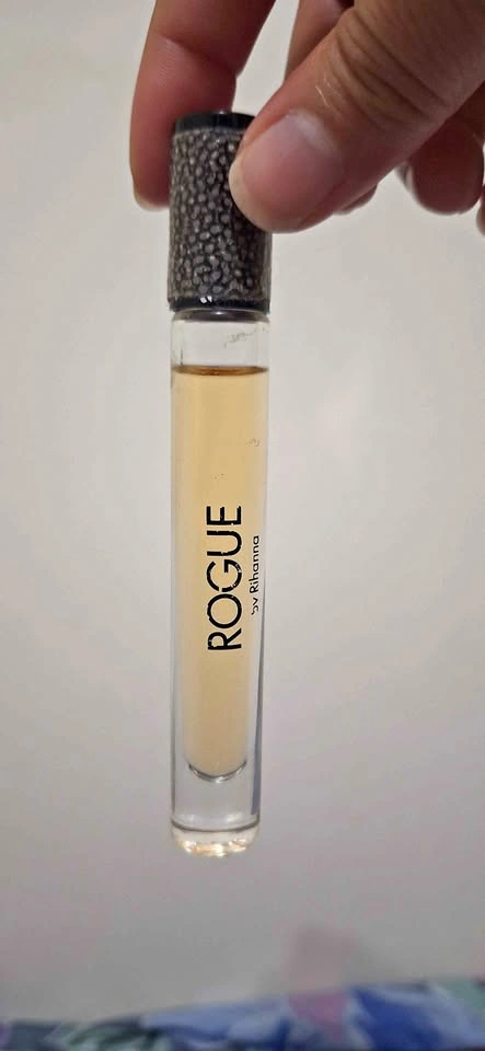 Rogue By Rihanna